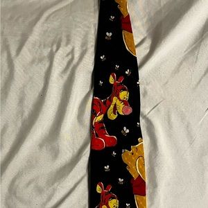 Vintage Disney Winnie the Pooh and Tigger tie 100% silk tie NWT